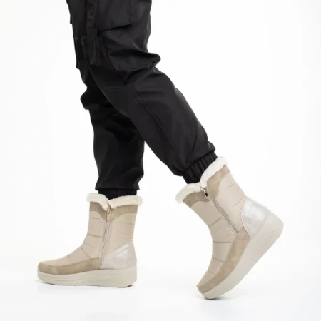 Дамски чизми  бежови  от текстилен материал  Justine