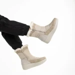 Дамски чизми  бежови  от текстилен материал  Justine