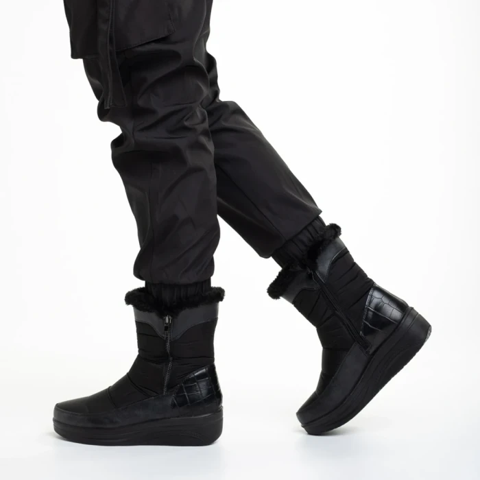 Дамски чизми  черни  от текстилен материал  Justine