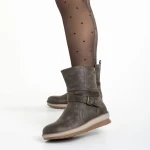 Дамски чизми  бежови  от еко кожа  Detria