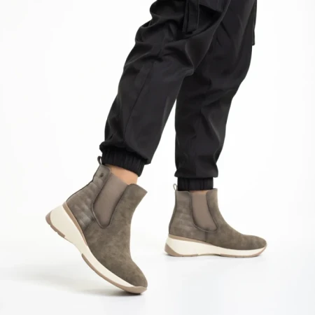 Дамски боти  бежови  от еко кожа  Ivanka