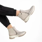 Дамски боти  бежови  от еко кожа  Golda