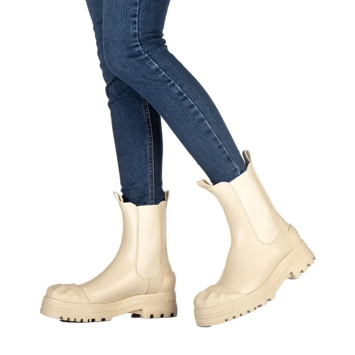 Дамски чизми Althea бежови