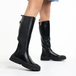 Дамски чизми  черни  от еко кожа  Darinda