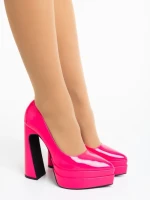 Дамски обувки с ток розови от екологична лачена кожа Dazani