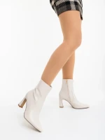 Дамски боти бежови от екологична кожа Terazia