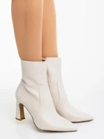 Дамски боти бежови от екологична кожа Terazia