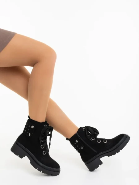 Дамски боти черни от текстилен материал Atalia