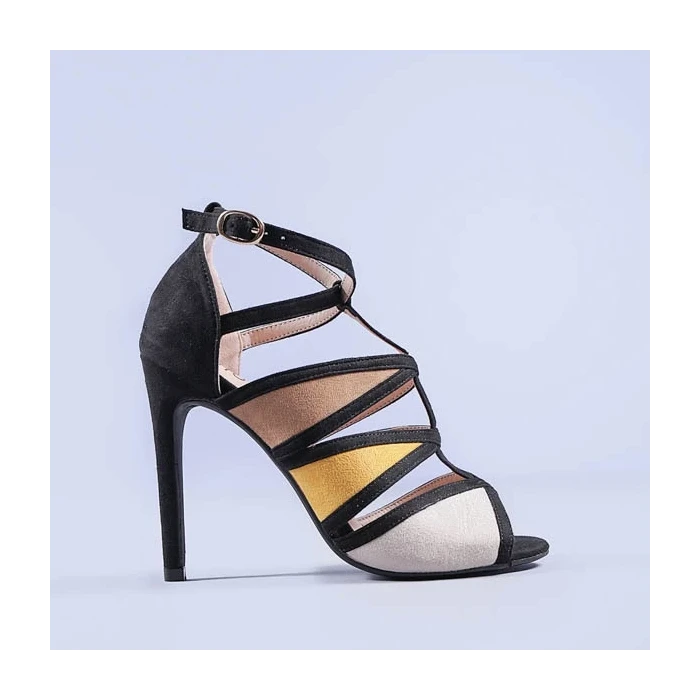 Дамски сандали Iliana бежови