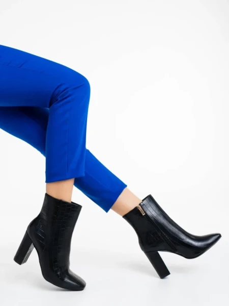 Дамски боти черни от екологична кожа Beter