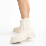 Дамски боти бежови  от еко кожа  Delma