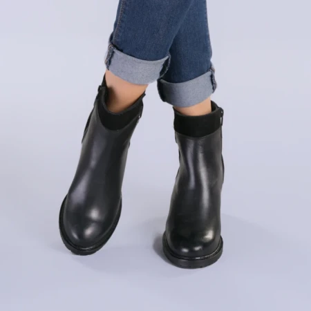 Боти от естествена кожа Sena черни