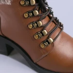 Боти от естествена кожа Dove камел