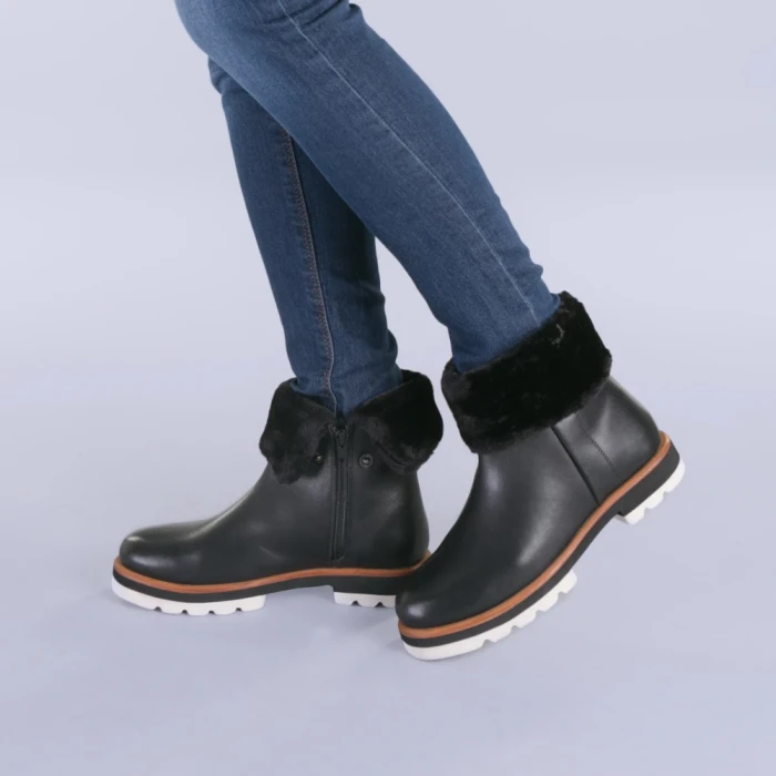 Чизми от естествена кожа Opera черни