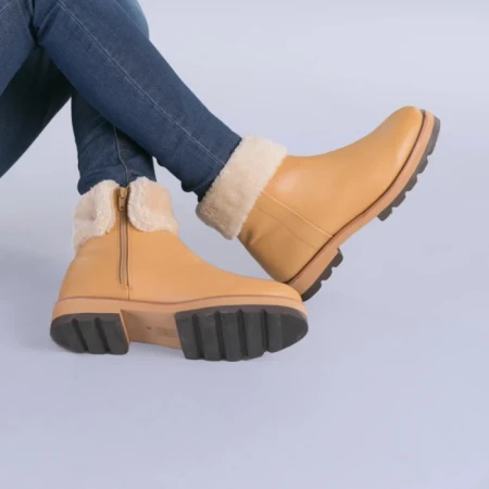 Чизми от естествена кожа Opera жълти