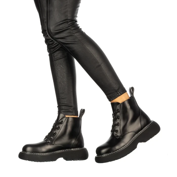 Дамски боти Oveda черни