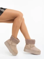 Дамски чизми бежови от текстилен материал Deraza