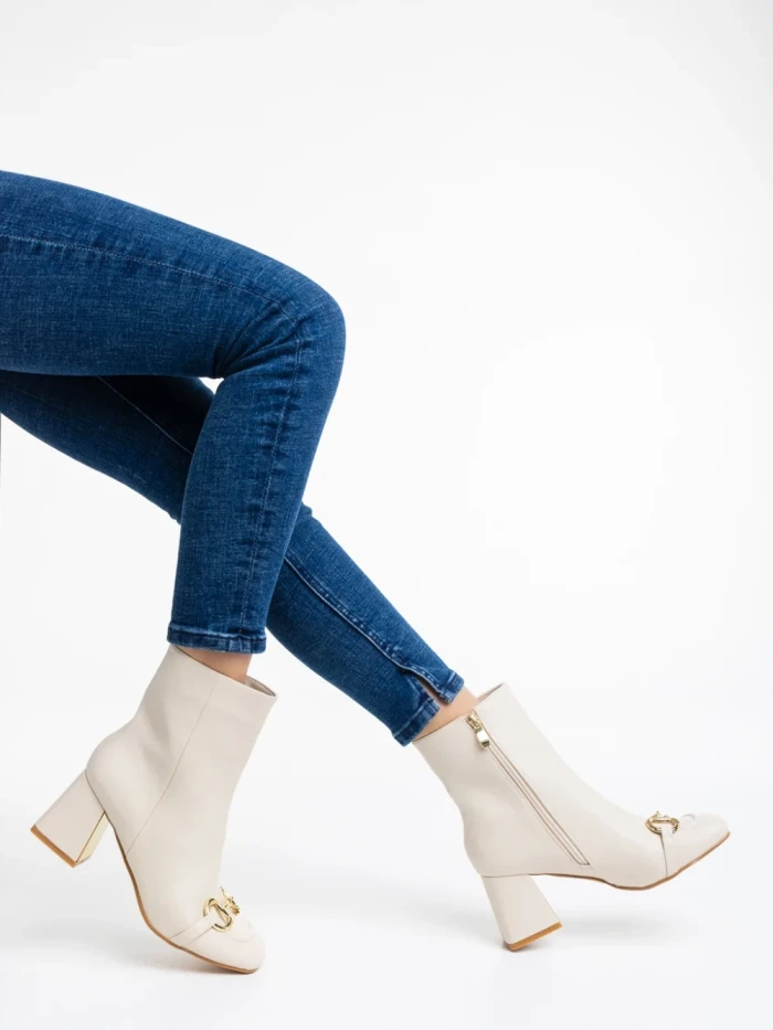 Дамски чизми бежови от еко кожа Aliah