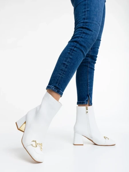 Дамски чизми бели от еко кожа Aliah