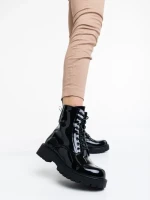 Дамски боти черни от еко кожа лачена Mahina