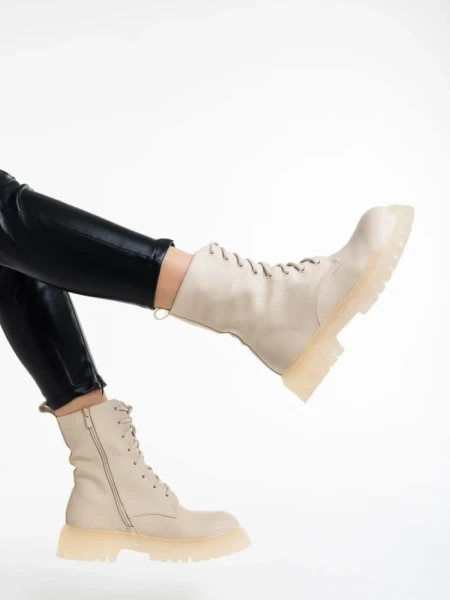 Дамски боти бежови от еко кожа Maryse