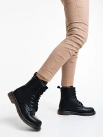 Дамски боти черни от еко кожа лачена Tierra