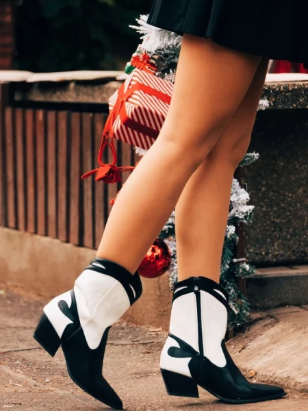 Дамски чизми черно-бели от екологична кожа Nimera