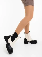 Дамски боти бежово с черно от екологична кожа Lilana