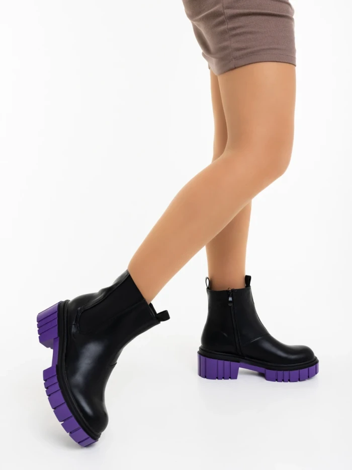 Дамски боти черни с лилаво от екологична кожа Impera