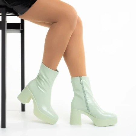 Дамски чизми  зелени  от еко кожа  lacuita Libbie