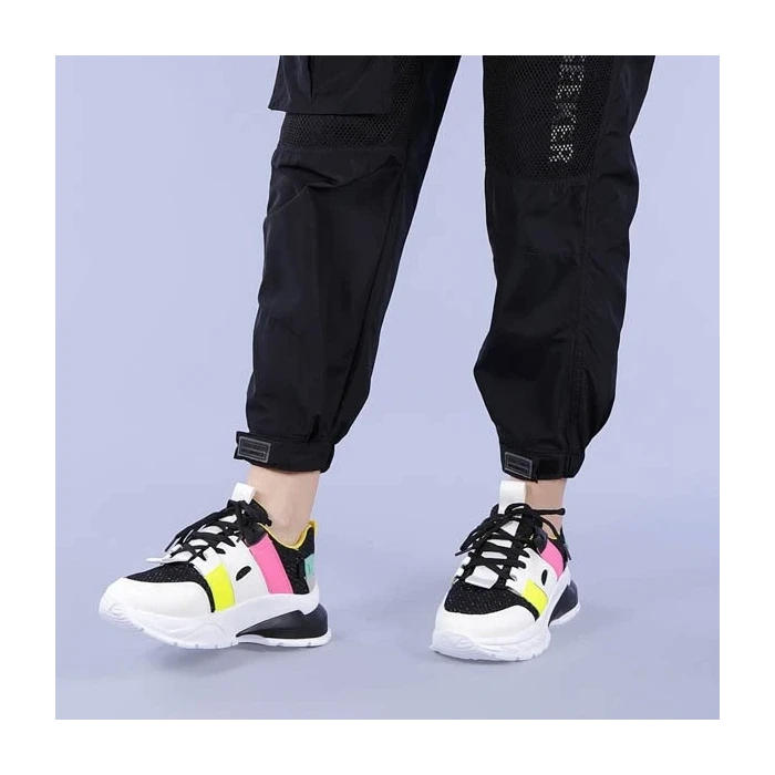 Дамски спортни обувки Sully черни