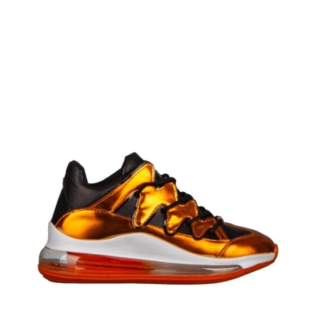 Дамски спортни обувки Yogi златисти