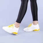 Дамски спортни обувки Coralia жълти