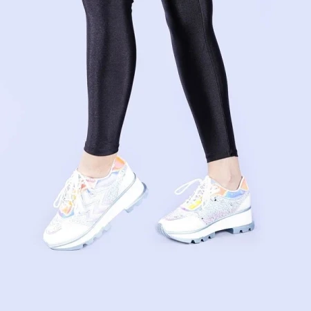 Дамски спортни обувки Tereza бели