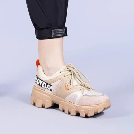 Дамски спортни обувки Magdalen бежови