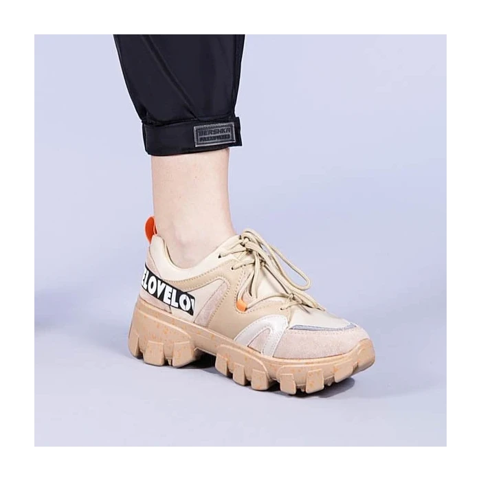 Дамски спортни обувки Magdalen бежови