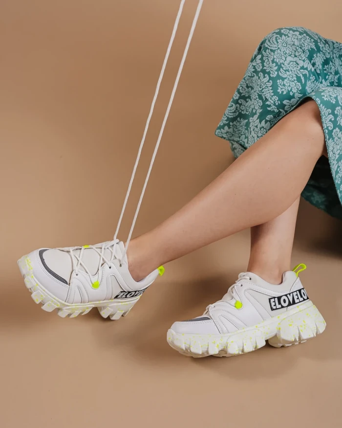 Дамски спортни обувки Magdalen бели