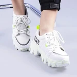 Дамски спортни обувки Magdalen бели