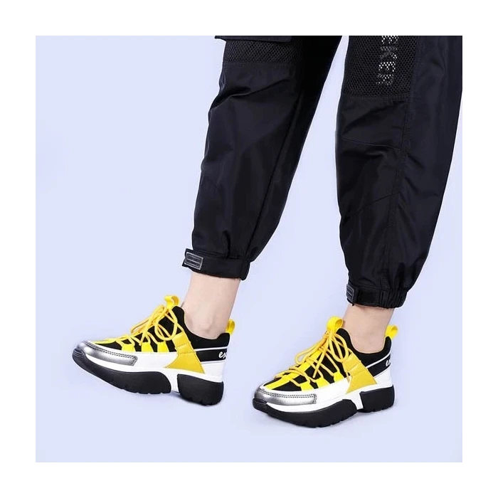 Дамски спортни обувки Lucy черни