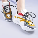 Дамски спортни обувки Alecia многоцветни