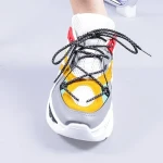 Дамски спортни обувки Alecia многоцветни