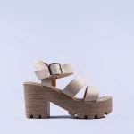 Дамски сандали Nicola бежови