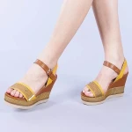 Дамски сандали Kalinda жълти