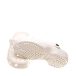 Дамски пантофи Demos в бяло