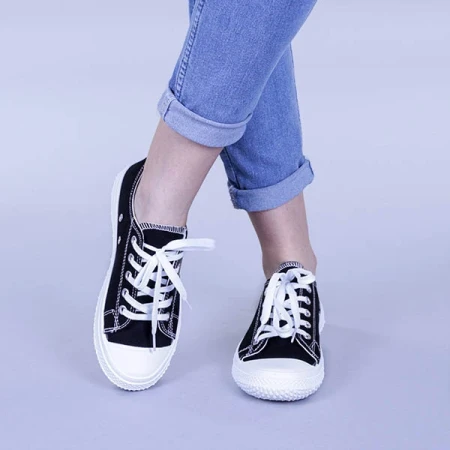 Дамски кецове Augustina черни