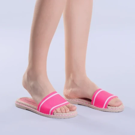 Дамски чехли Tania цикламени