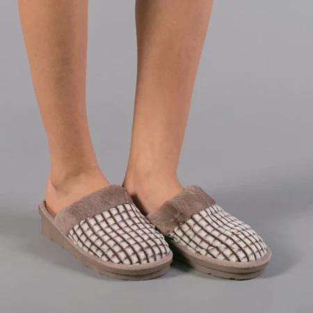 Дамски чехли  Roda каки