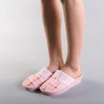 Дамски чехли  Fifa светло розово