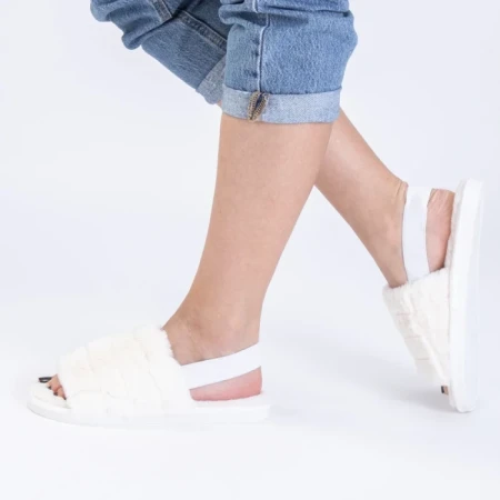 Дамски чехли  Saira бели