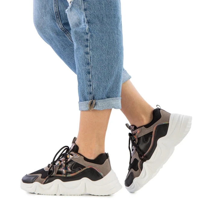 Дамски спортни обувки  Taine черни